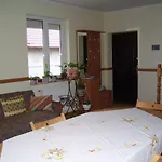 злоторія Villa *