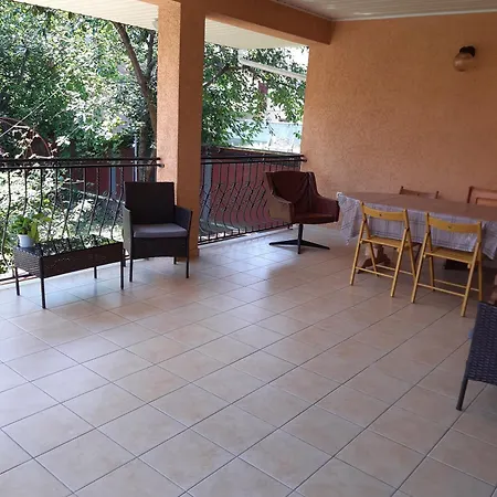 Вилла злоторія Мукачево