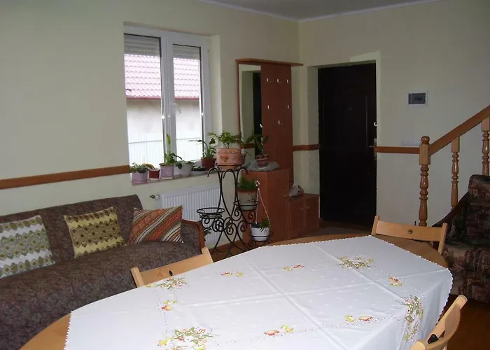 злоторія Villa *