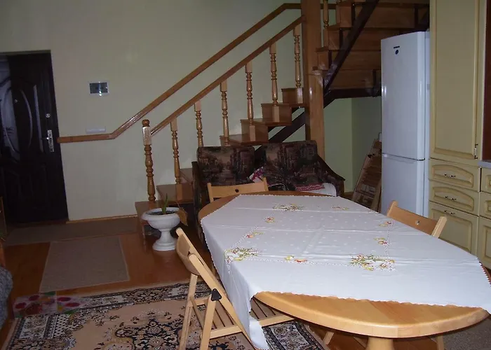 злоторія Villa *